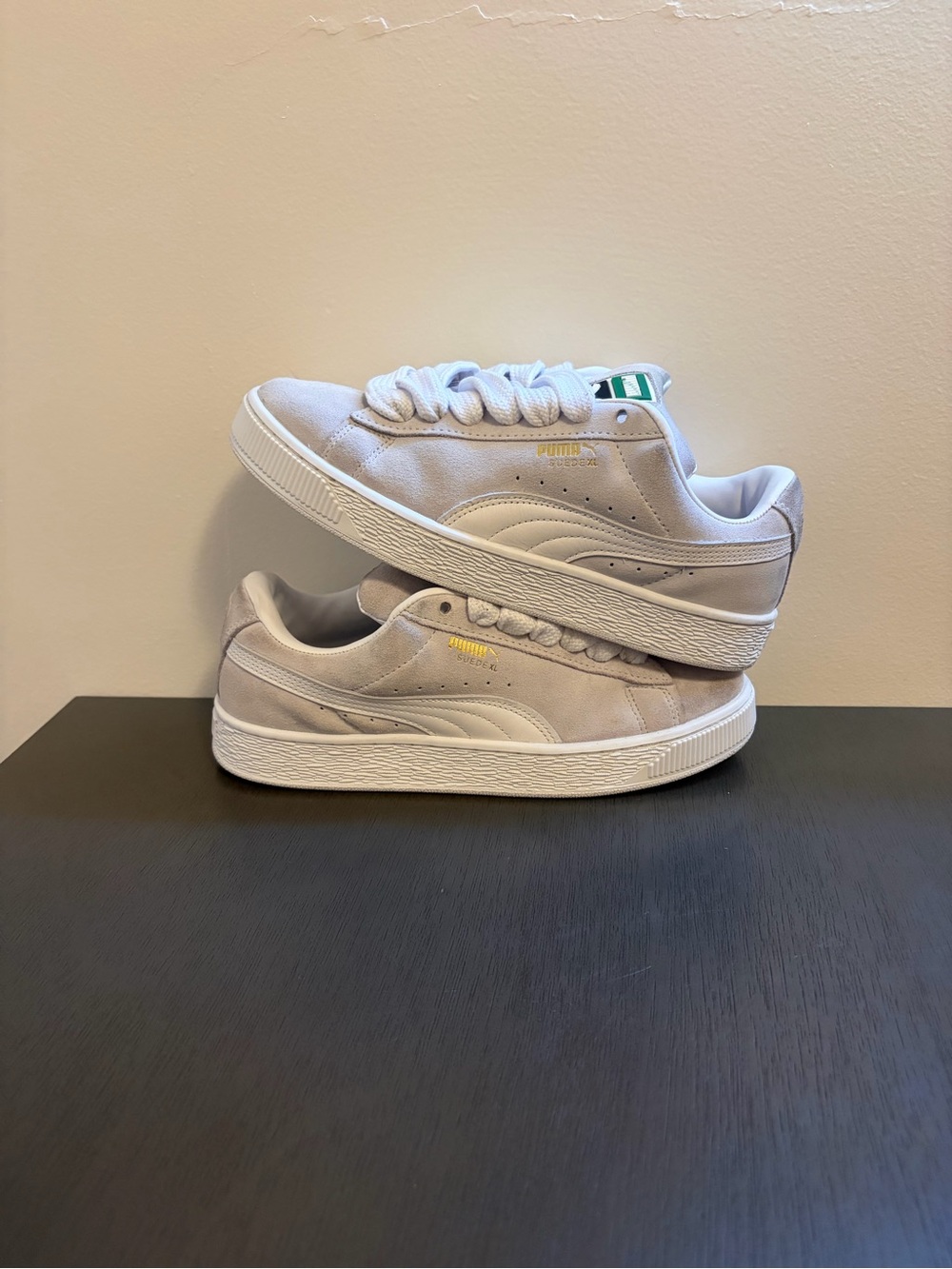 Puma XL Suede Low-Top Sneakers in Light Gray and White Sz 8.5 Men